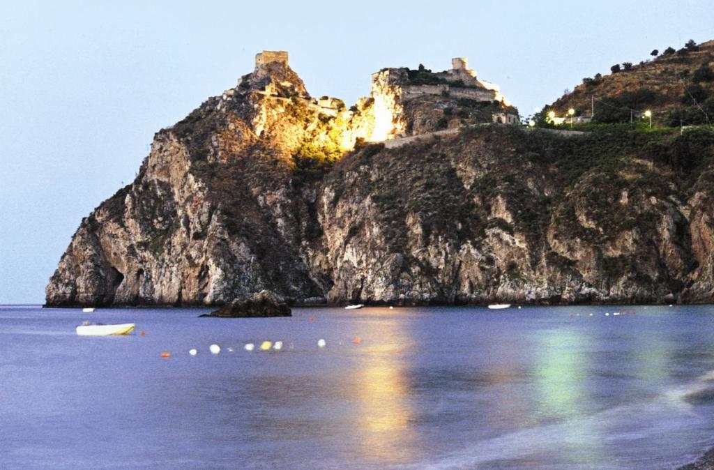 Hotel Marabel SantʼAlessio Siculo Εξωτερικό φωτογραφία