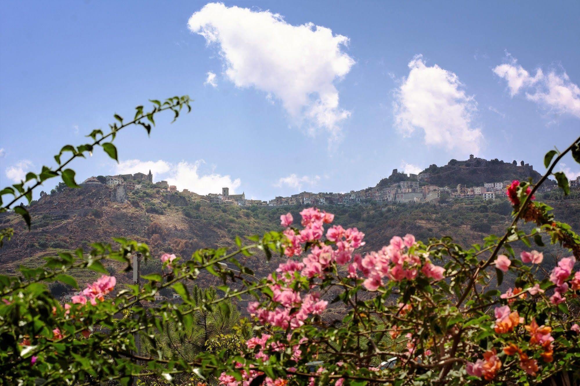 Hotel Marabel SantʼAlessio Siculo Εξωτερικό φωτογραφία